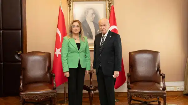 mhpden-milliyetci-slogan-atilmayacak-kuralina-yalanlama-genelgede-oyle-bir-ifade-yoktur-Nlqk3BCw.jpg